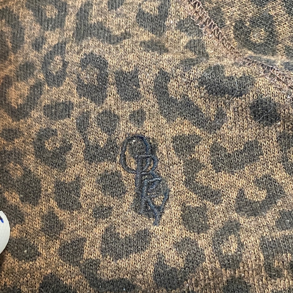 OBEY Leopard Top - Picture 7 of 7